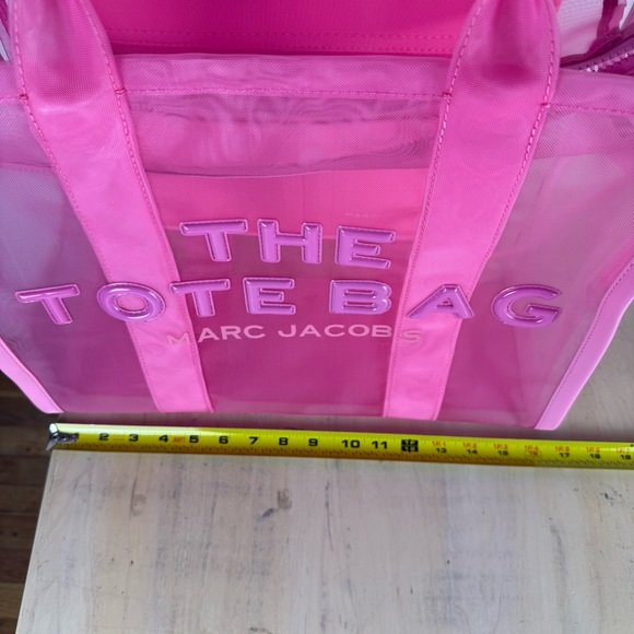 Marc Jacobs Large Pink Transparent Tote - Picture 11 of 16